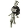 Figurine d'un Hassid assis en polyrésine noire et argentée avec des pieds en tissu jouant de l'accordéon 19 cm,,,