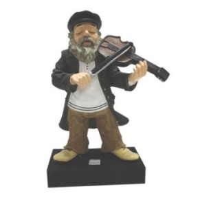 Figurine of a black polyresin hassid is held on a scene and plays the 48 cm violin ,,,,