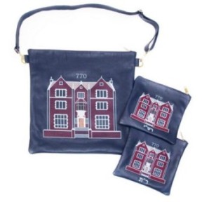 Smooth blue pouch with multicolored embroidery 770