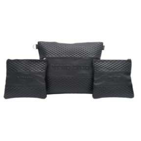 Leather pouch Collection Textures: Quilted black and smooth black