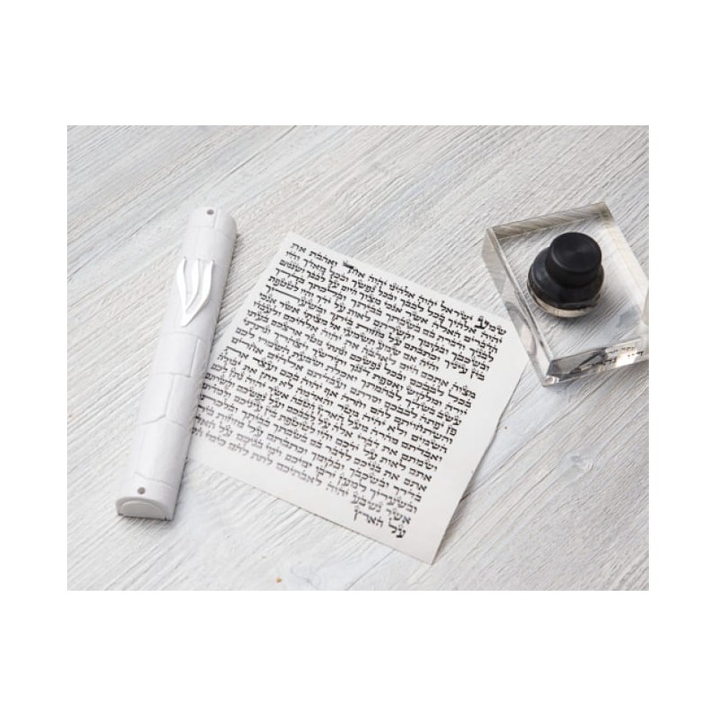 Mézouza "Shufra" Mehudar א א - Écriture belle et claire (12 cm) Mézouza "Shufra" Mehudar א א - Écriture belle et claire (12 cm)