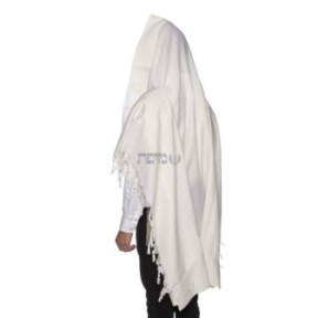 Elegant White Wool Talith