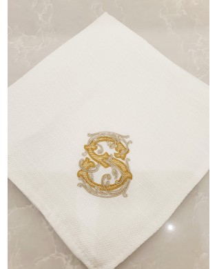 Embroidered napkins min 8 pcs